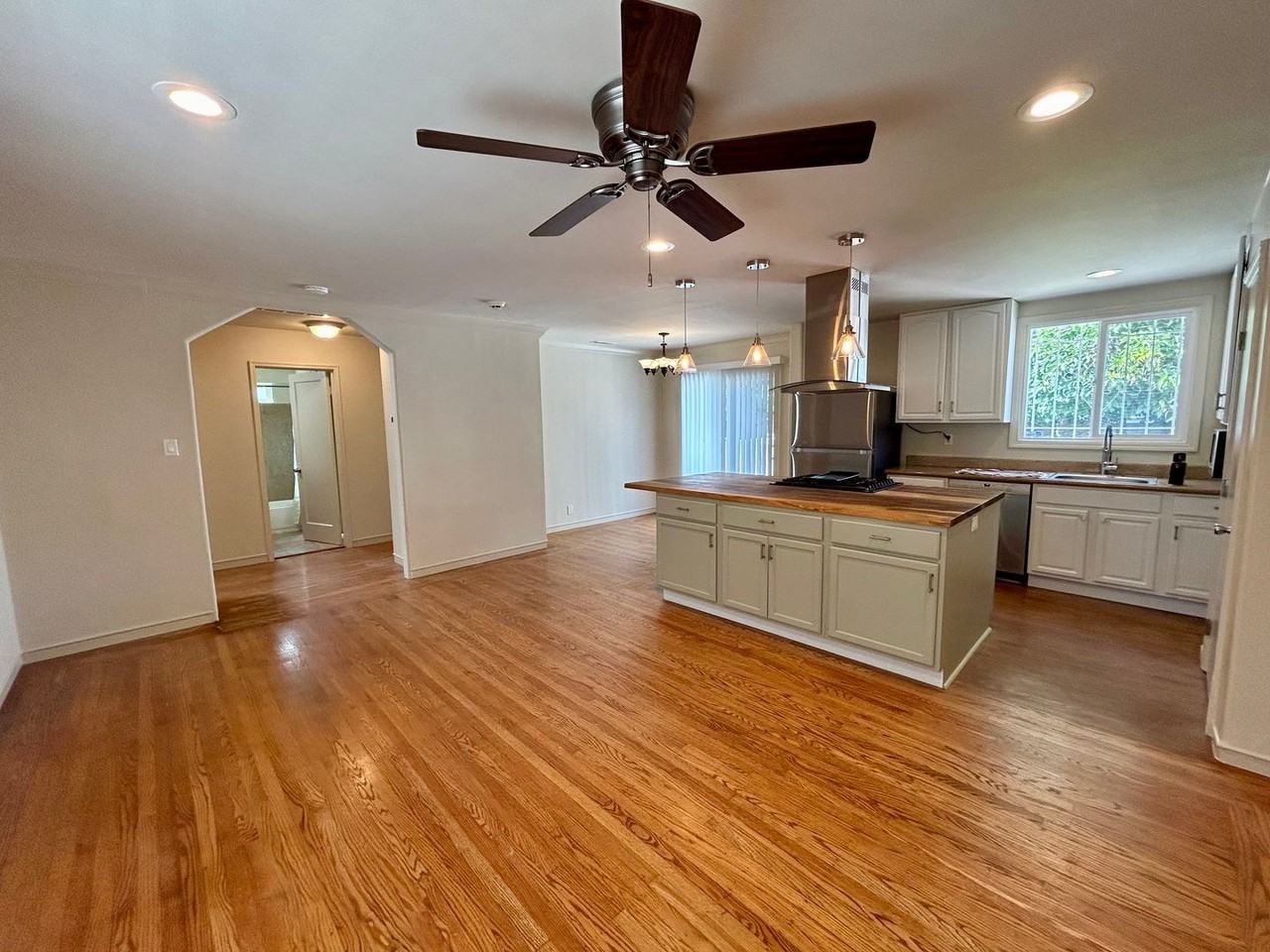 790 Harmony Dr - Photo 3 of 20