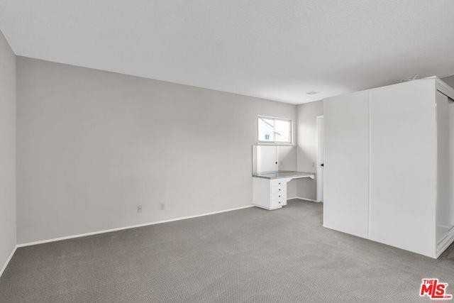 1201 Essex Ln - Photo 2 of 8