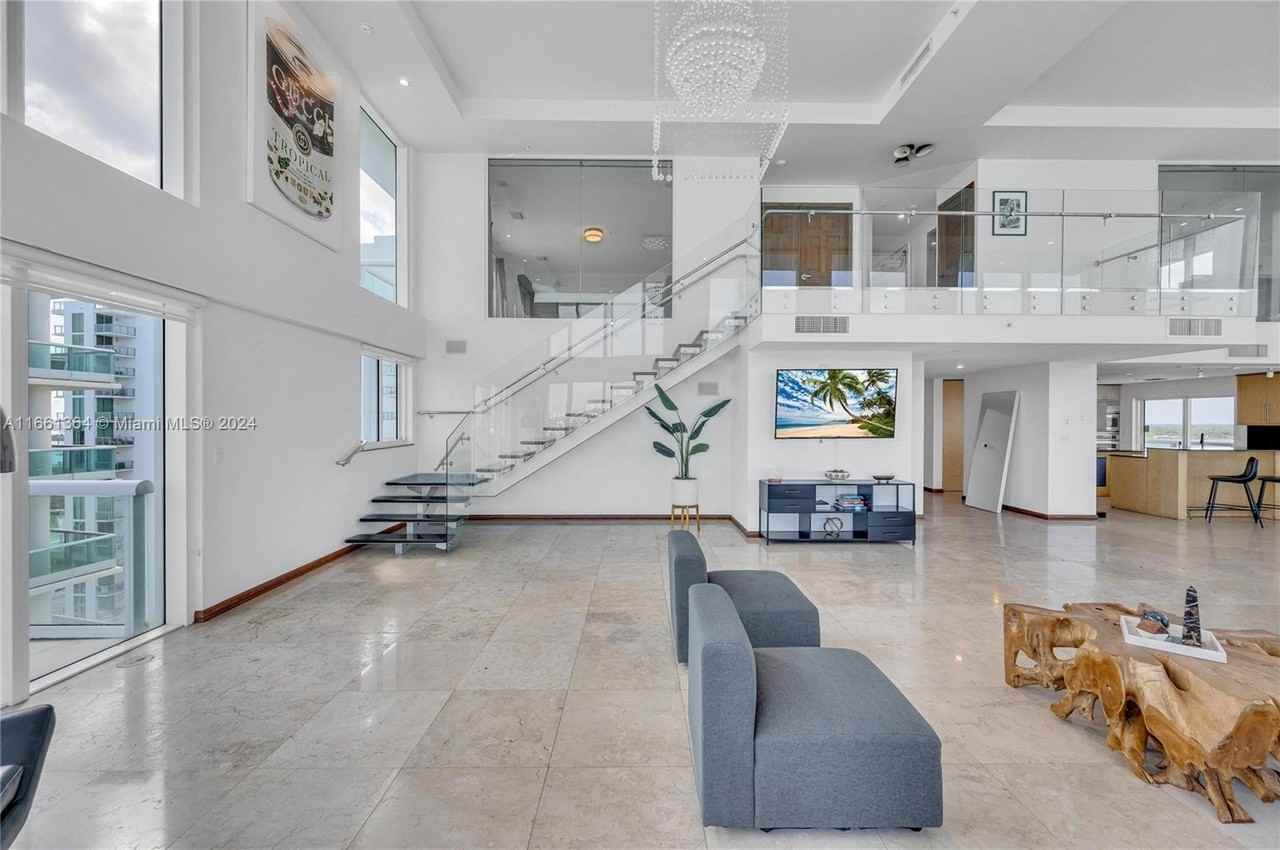 7939 East Drive #15 - Photo 4 of 15