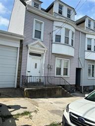 221 10th St - Photo 2 of 23