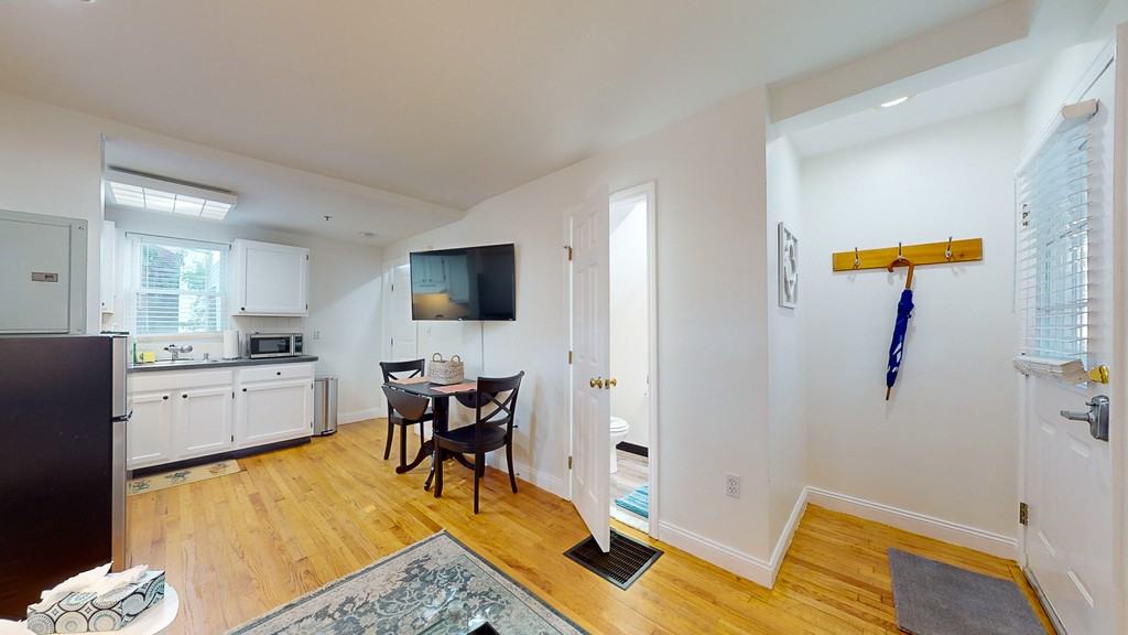 23 Jay St #D - Photo 6 of 21