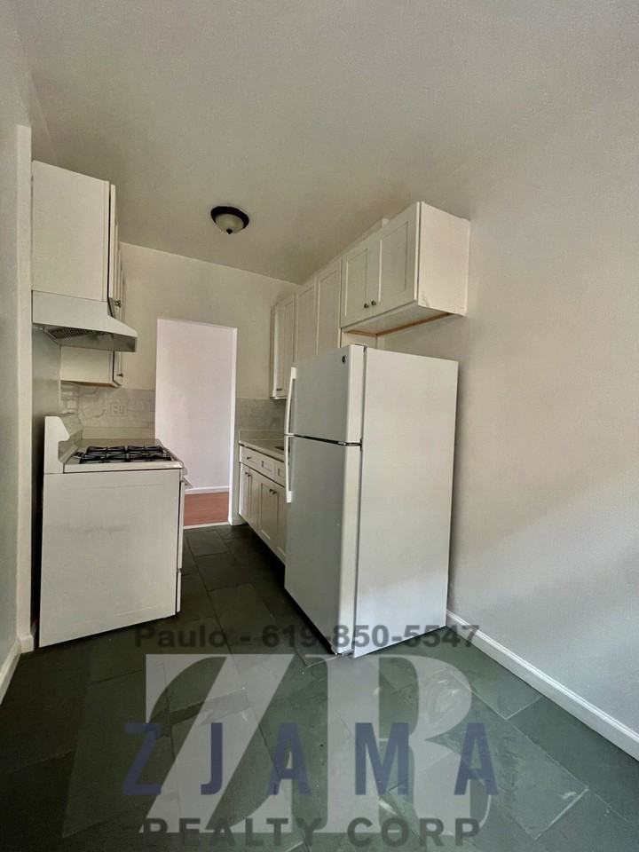 301 Sterling Street #5D - Photo 6 of 12