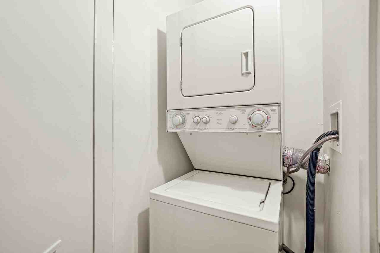 555 W Kinzie St - Photo 6 of 33