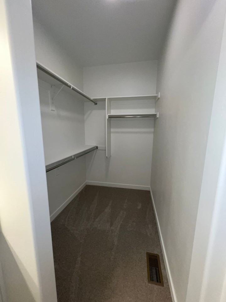 899 W Kingfisher Road - Photo 2 of 15