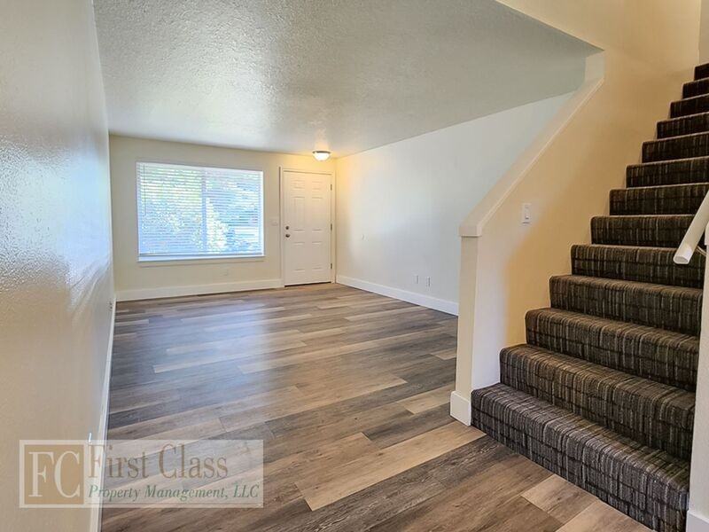 3022 Se 38th Ct - Photo 2 of 21