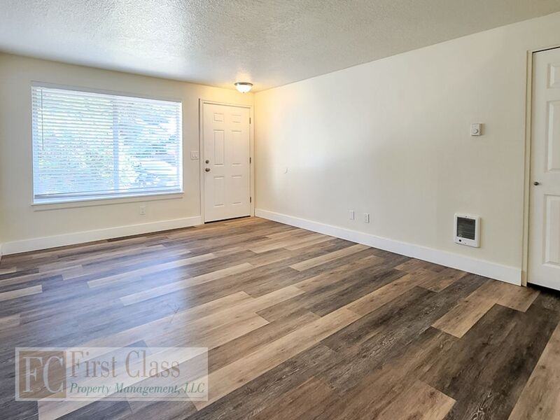3022 Se 38th Ct - Photo 3 of 21