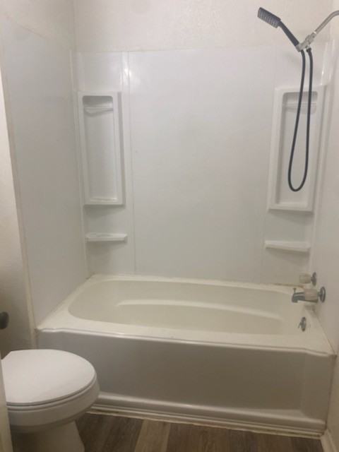 820 S Avenue B - Photo 4 of 5