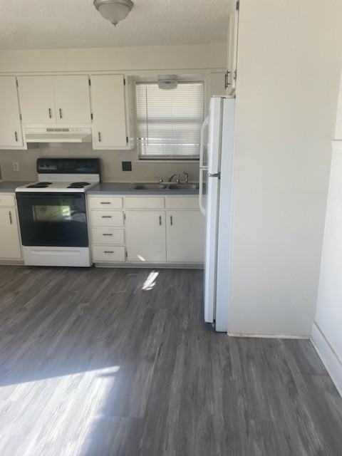 820 S Avenue B - Photo 5 of 5