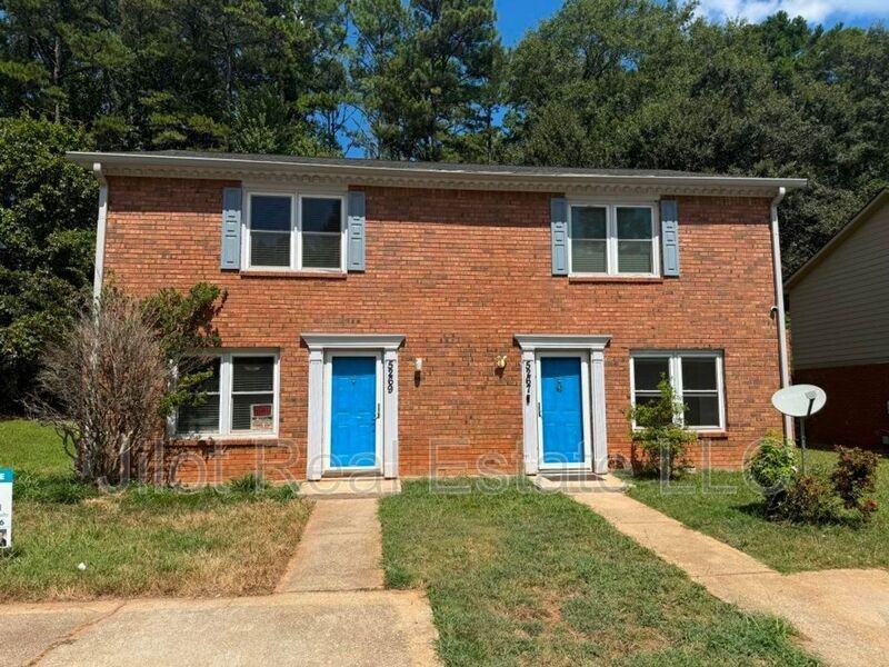 5269 Ridge Forest Dr - Photo 2 of 19