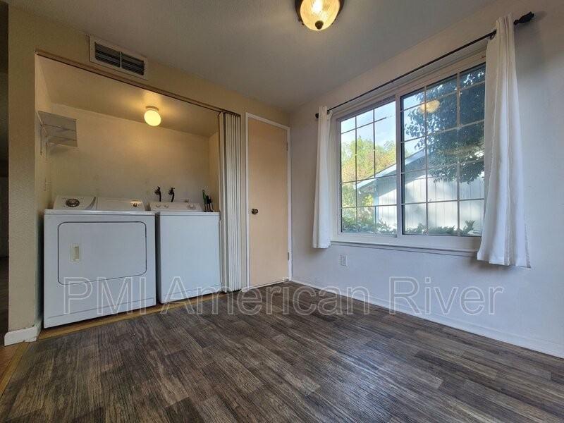 5125 Gibbons Dr - Photo 7 of 18