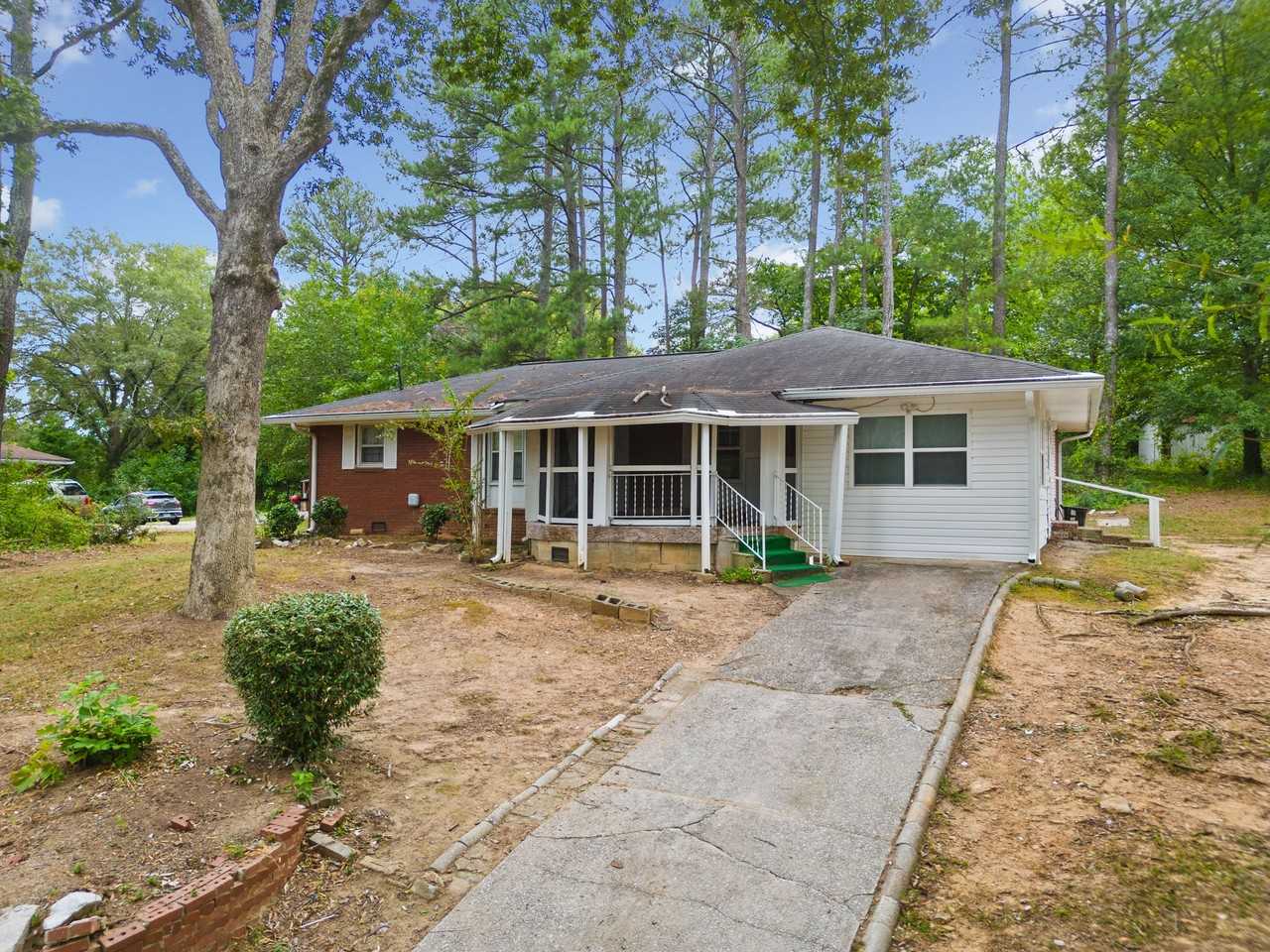 6086 Venetian Way Se - Photo 2 of 32