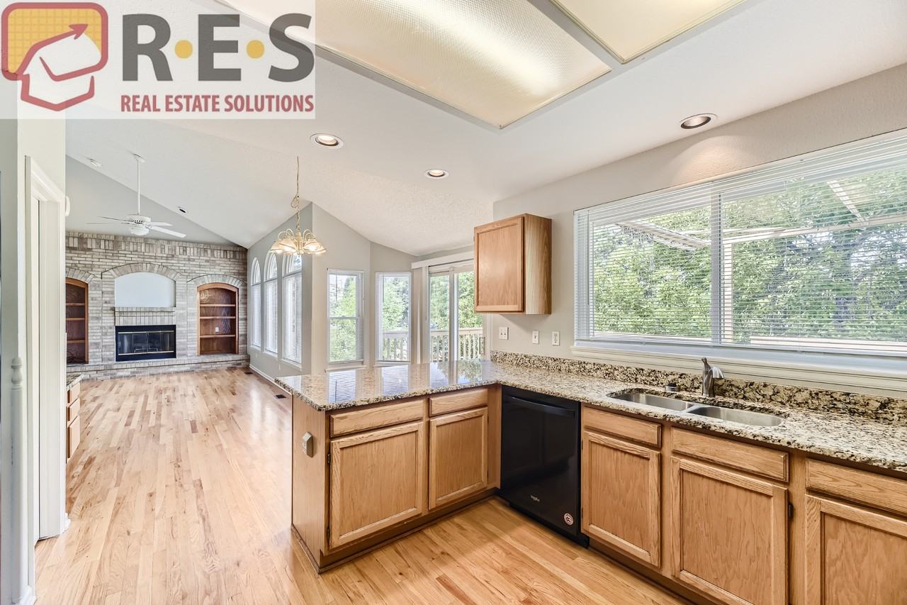4949 S Elkhart Way - Photo 4 of 32