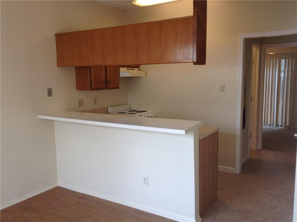 1905 San Gabriel St #103 - Photo 4 of 21