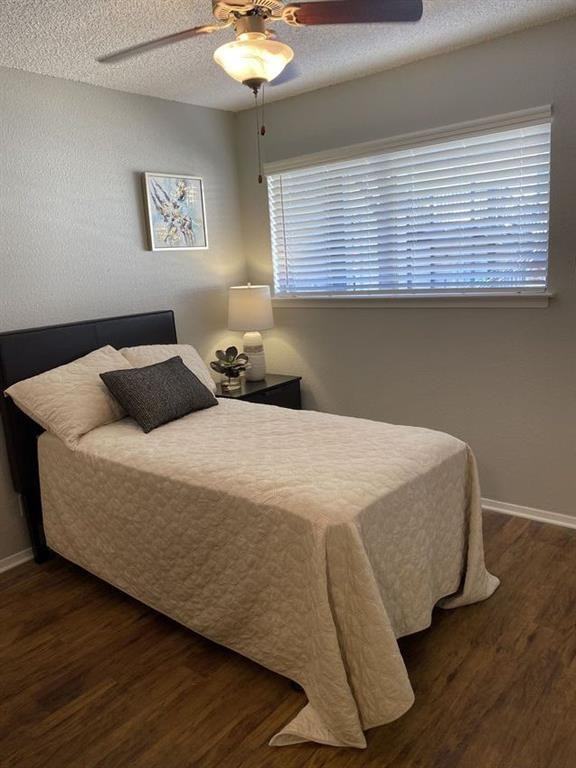 2808 Whitis Ave - Photo 7 of 21