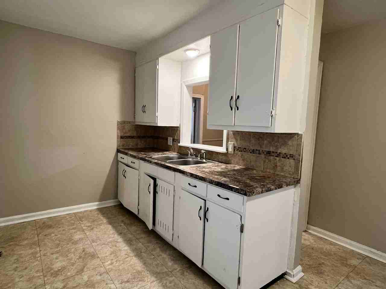 2023 E Random Rd - Photo 3 of 11