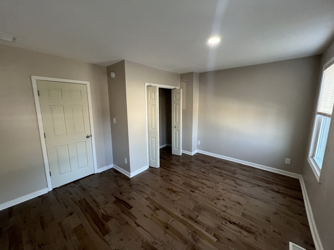 22 S Front St - Photo 3 of 24