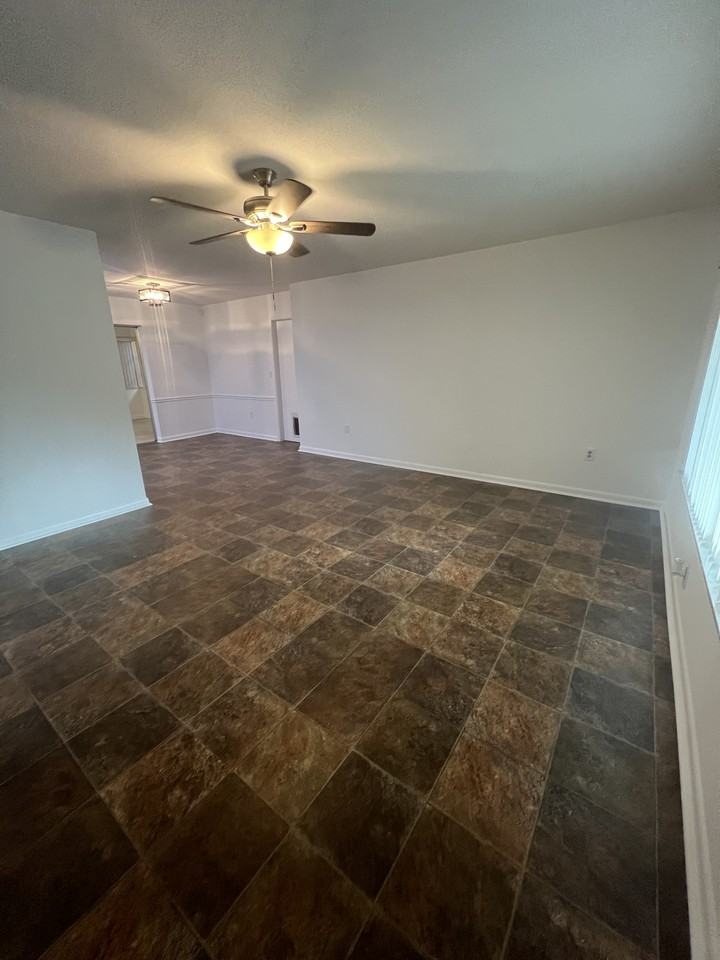 2519 Conway Blvd - Photo 2 of 45