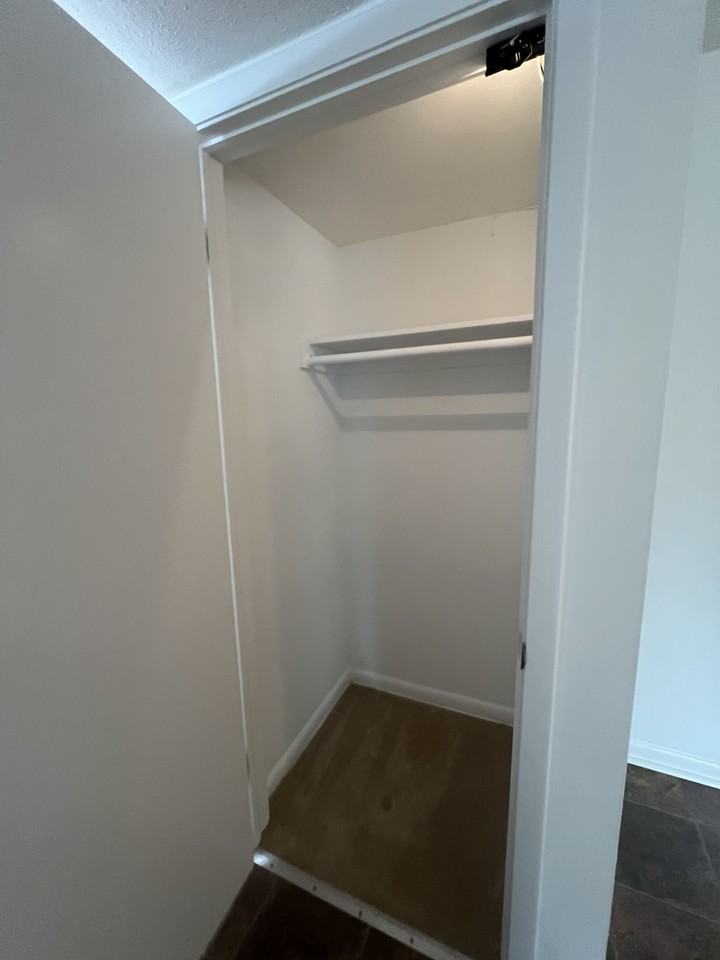 2519 Conway Blvd - Photo 6 of 45