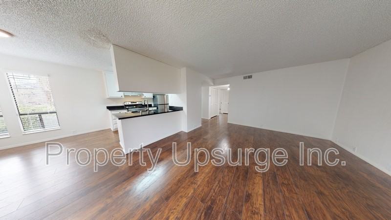 905 Lakeside Dr #5 - Photo 5 of 17