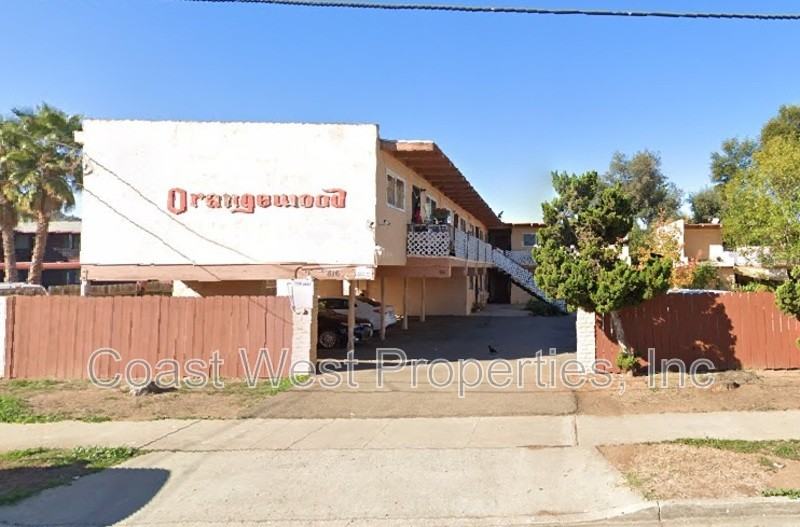 804 S Orange Ave #17 - Photo 2 of 14