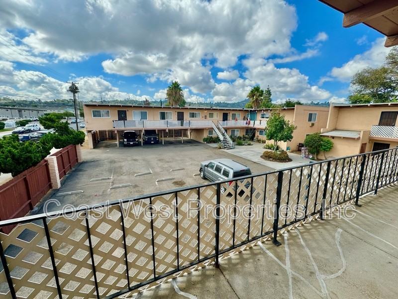 804 S Orange Ave #17 - Photo 3 of 14