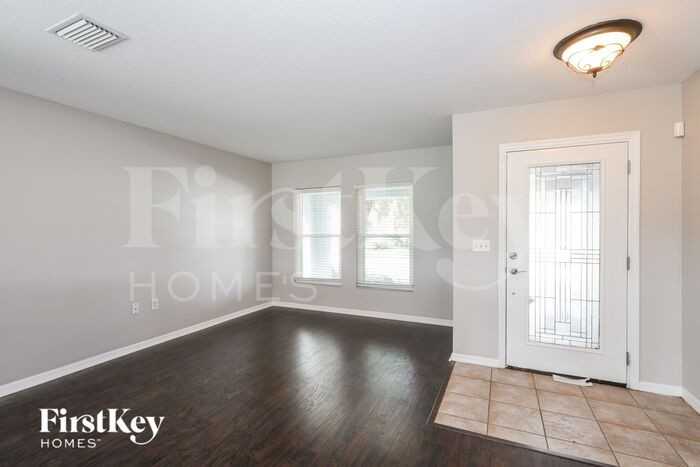 6948 Lake Eaglebrooke Dr - Photo 2 of 16