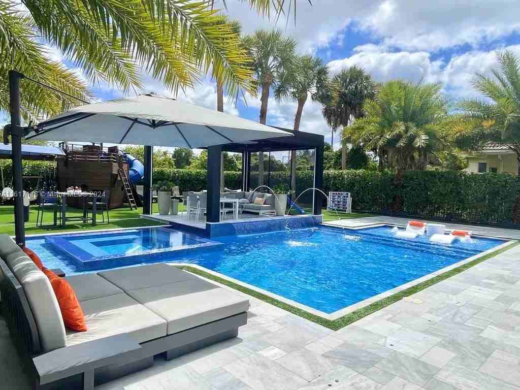 9730 Palma Vista Way - Photo 2 of 4