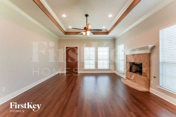 3801 Jackson St - Photo 3 of 15