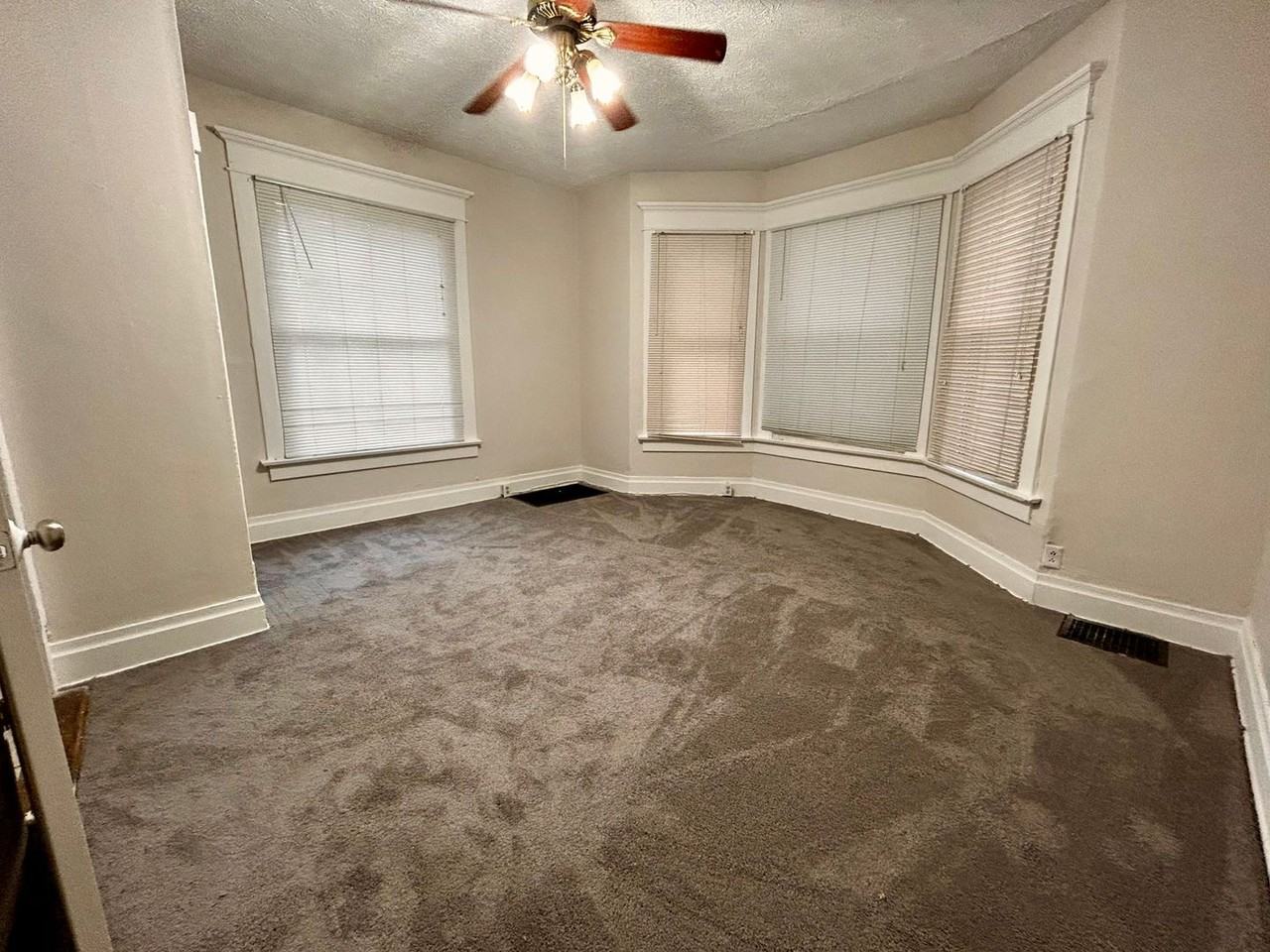 68 E Patterson Ave - Photo 7 of 31