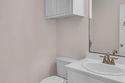 1880 Woodchase Dr - Photo 3 of 4