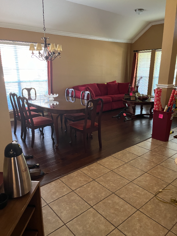 7917 Corona Ct - Photo 3 of 20