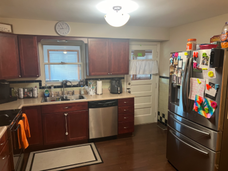 727 Sunset Dr - Photo 3 of 10