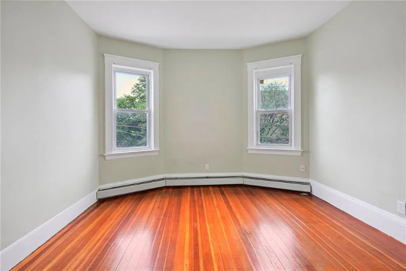 31 Lenox Ave - Photo 7 of 16