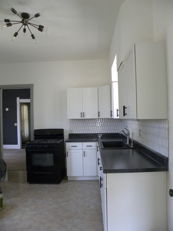 79 N Cass St - Photo 2 of 12