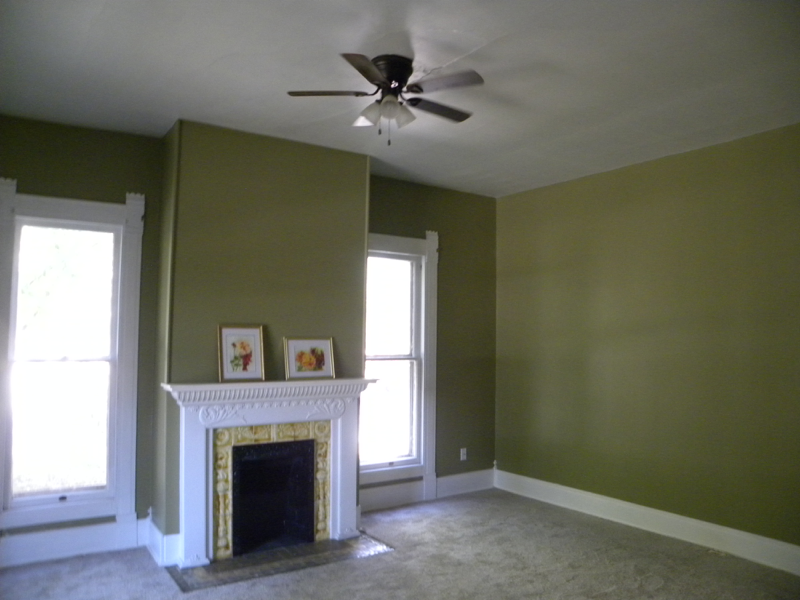 79 N Cass St - Photo 3 of 12