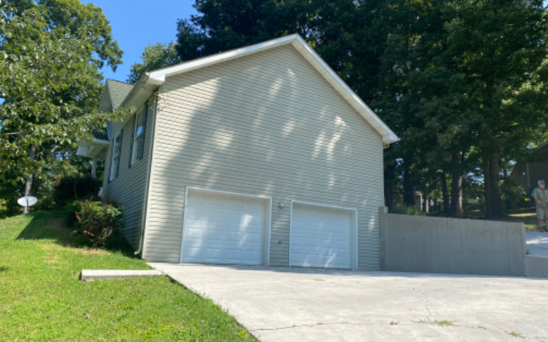 110 Cornett Ln - Photo 2 of 20