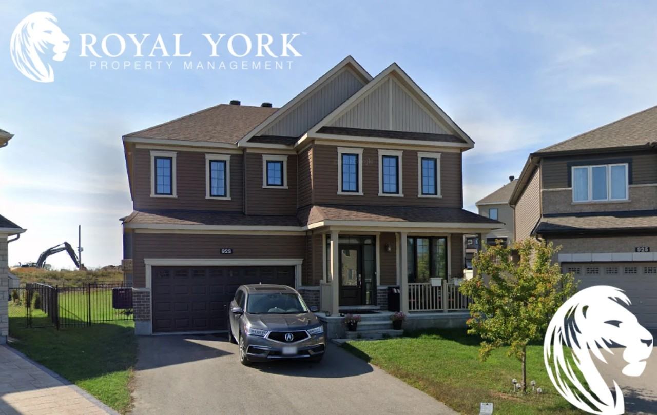 2-923 Guinness Crescent, Ottawa, Ontario K2J 6G8 - Photo 2 of 15