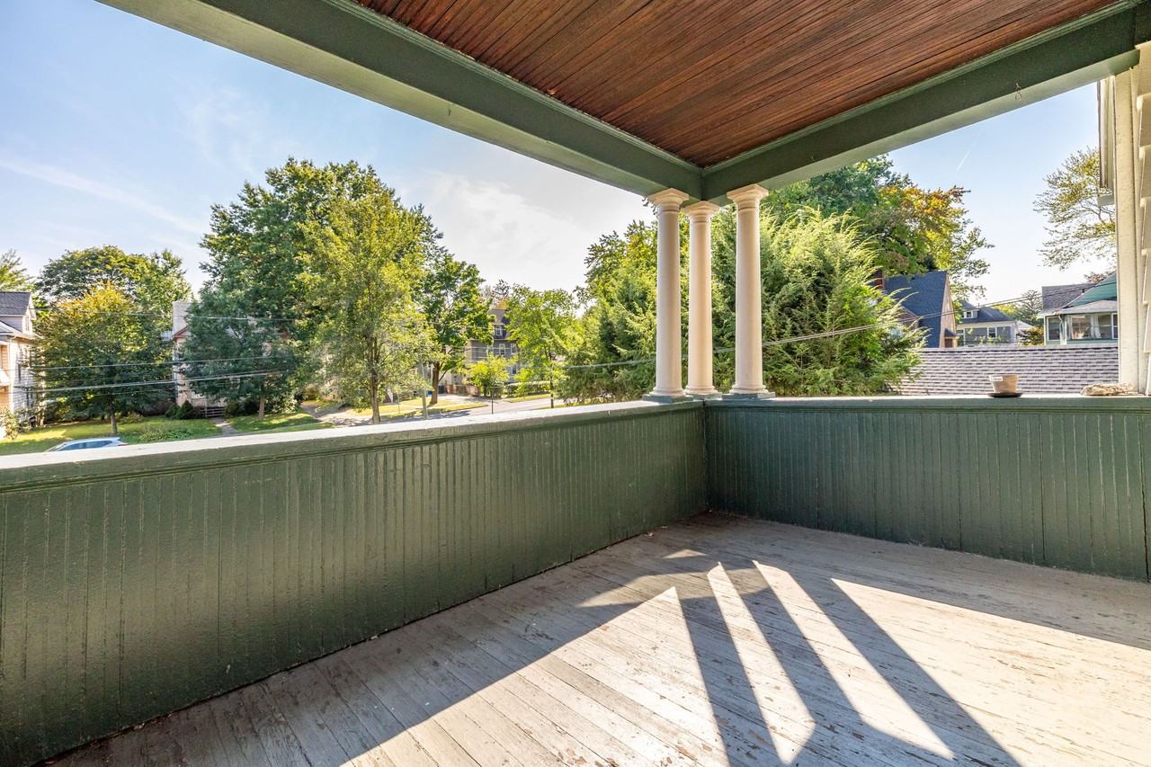 978 West Blvd #1 - Photo 3 of 23