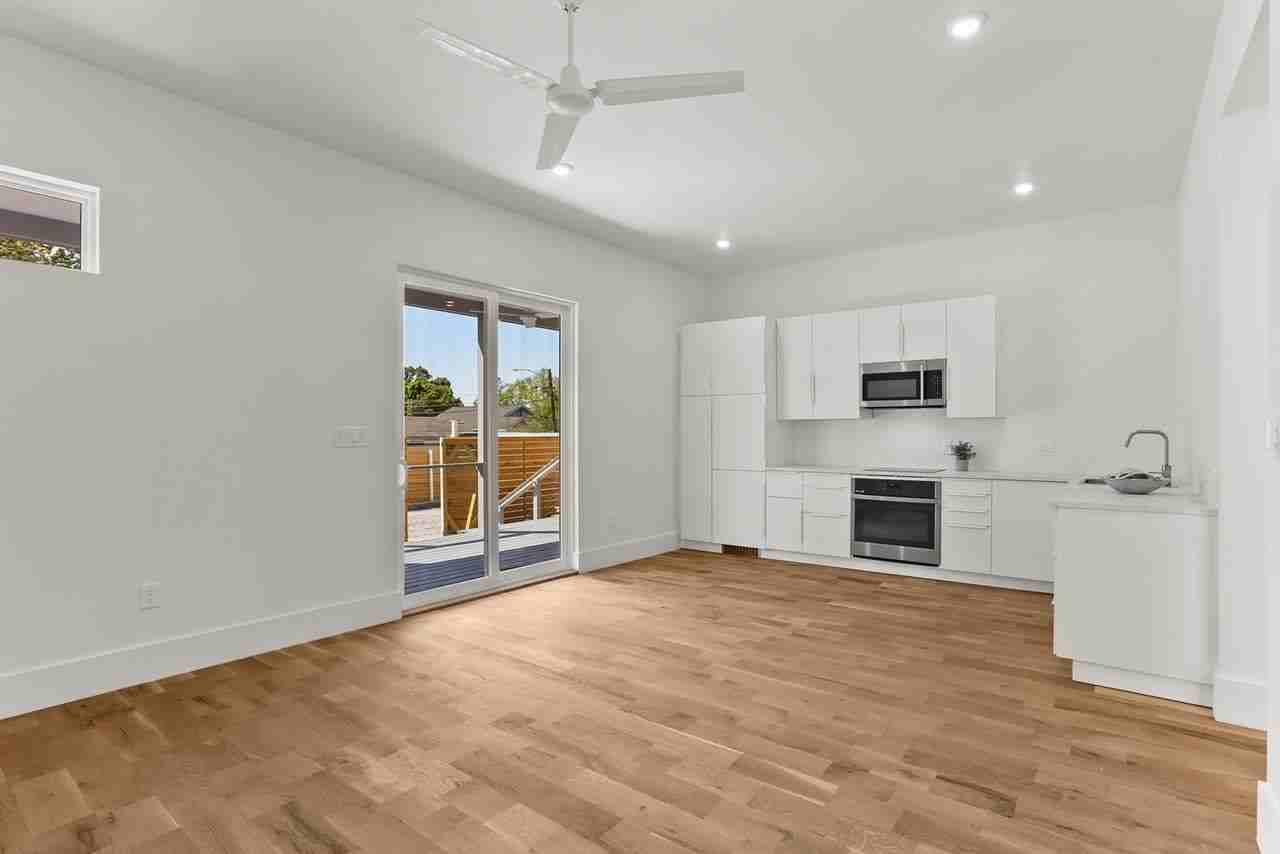 503 Hendee St #A - Photo 2 of 9