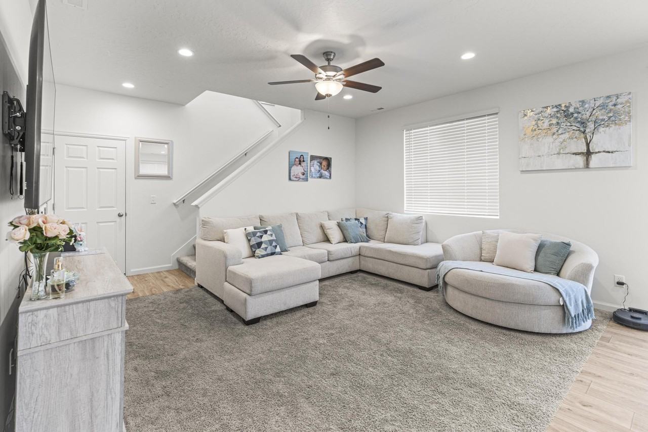 6362 N Blue Pony Way #NA - Photo 2 of 21