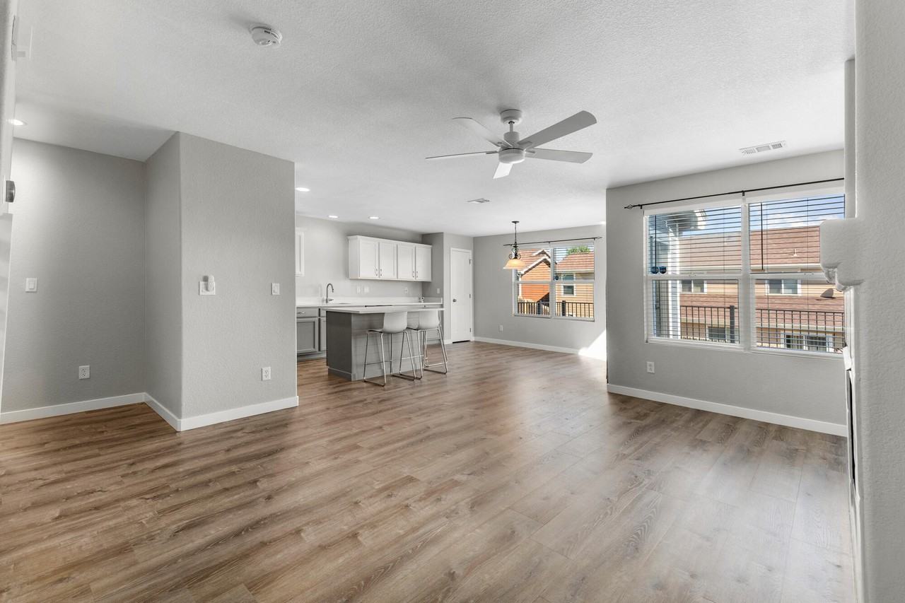 5441 S Picadilly Ct #NA - Photo 3 of 20