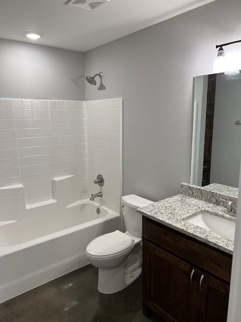 205 Isabella St #205 - Photo 3 of 16
