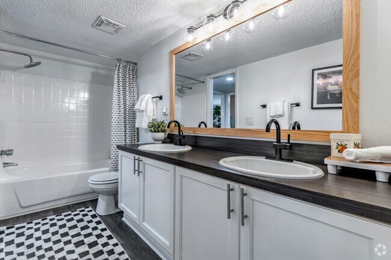 Flagler Pointe Apartments - Photo 6 of 50