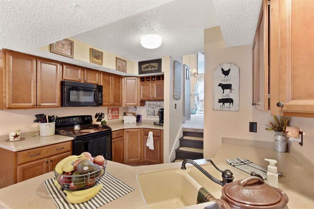 4572 Golf Dr #NA - Photo 3 of 18