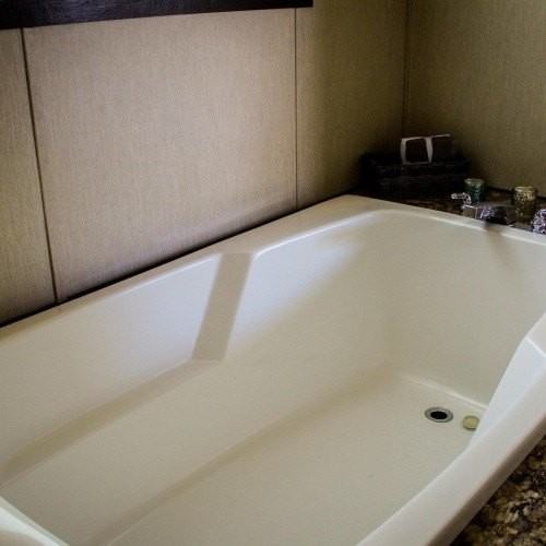 106 Zoe Av - Photo 4 of 11