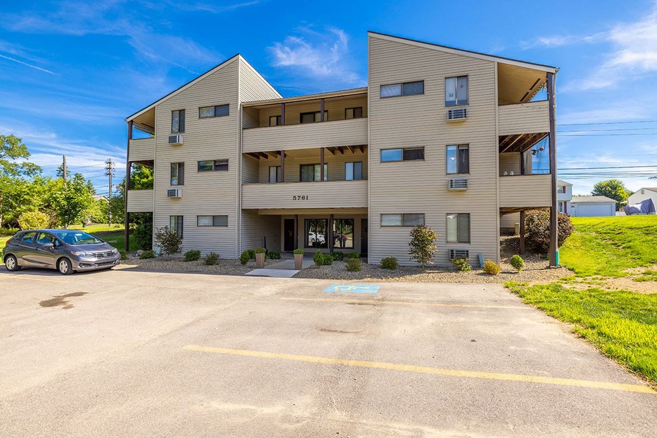 Alpine Village Apartments - Photo 5 of 25