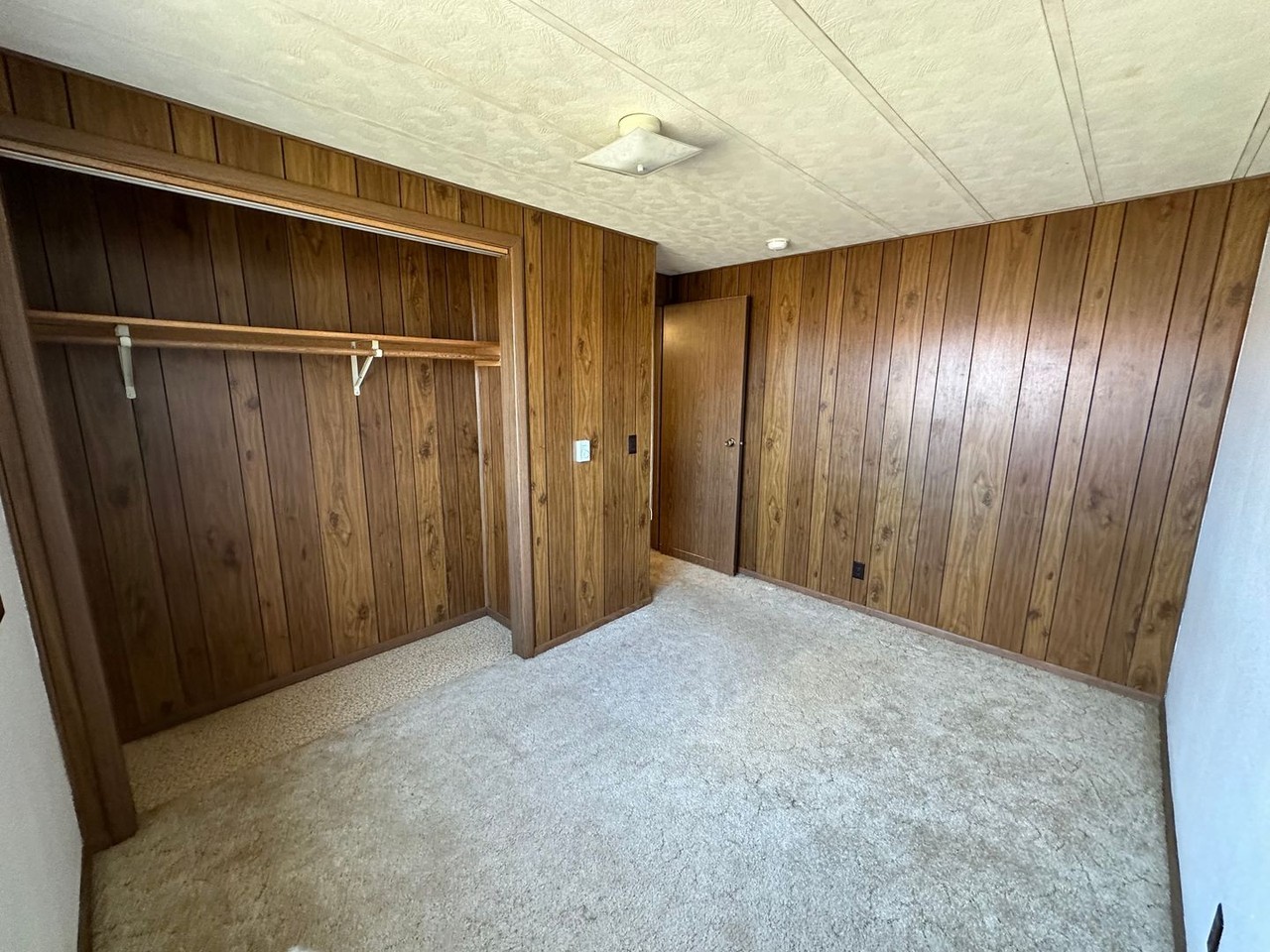 Paullina Duplex (422-424) - Photo 4 of 6