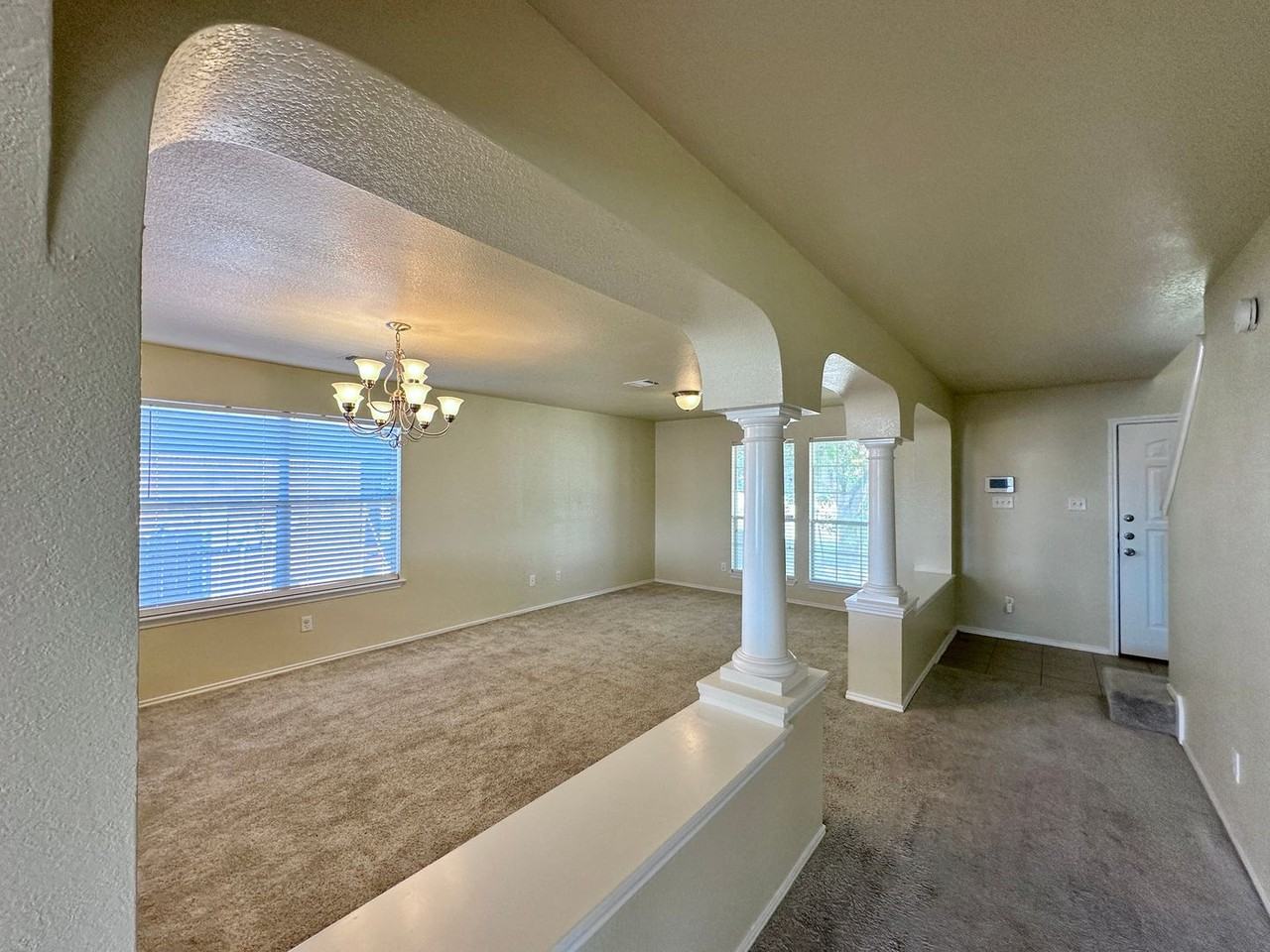 4208 Cessnock Dr - Photo 3 of 37