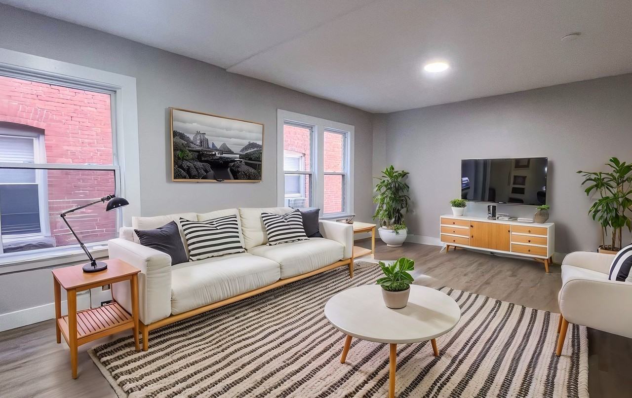 291 Buckingham St / Luca Investments LLC - Photo 6 of 14