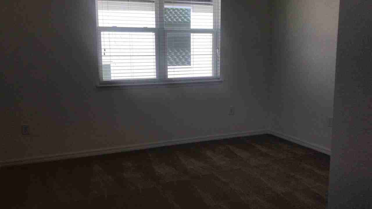 12634 Salomon Cove Dr - Photo 6 of 18